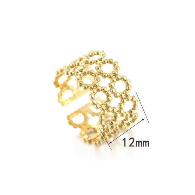 Honeylace Ring