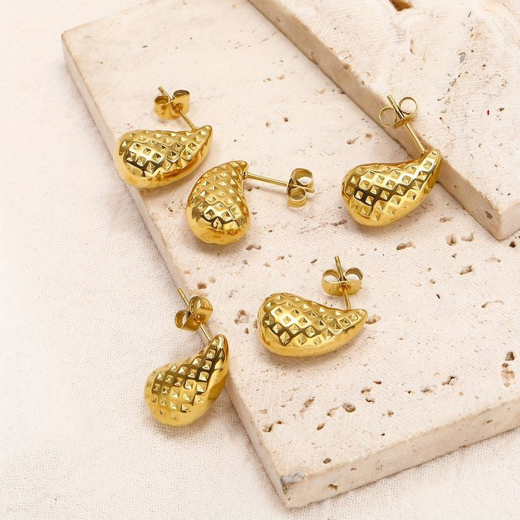 Amora Dewdrop Earrings