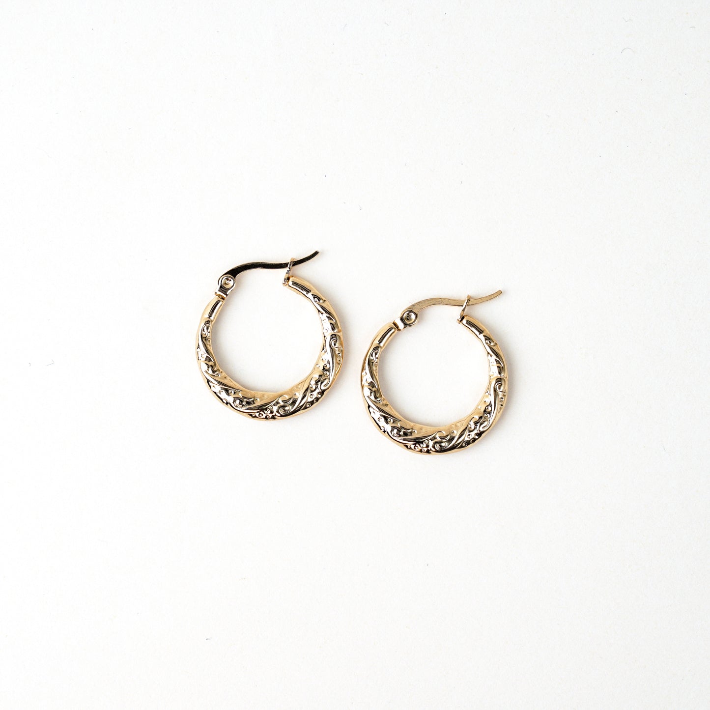 Cleo Hoops
