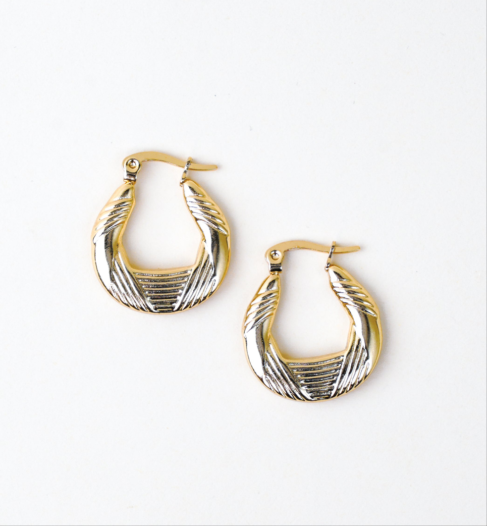 Lila Hoops