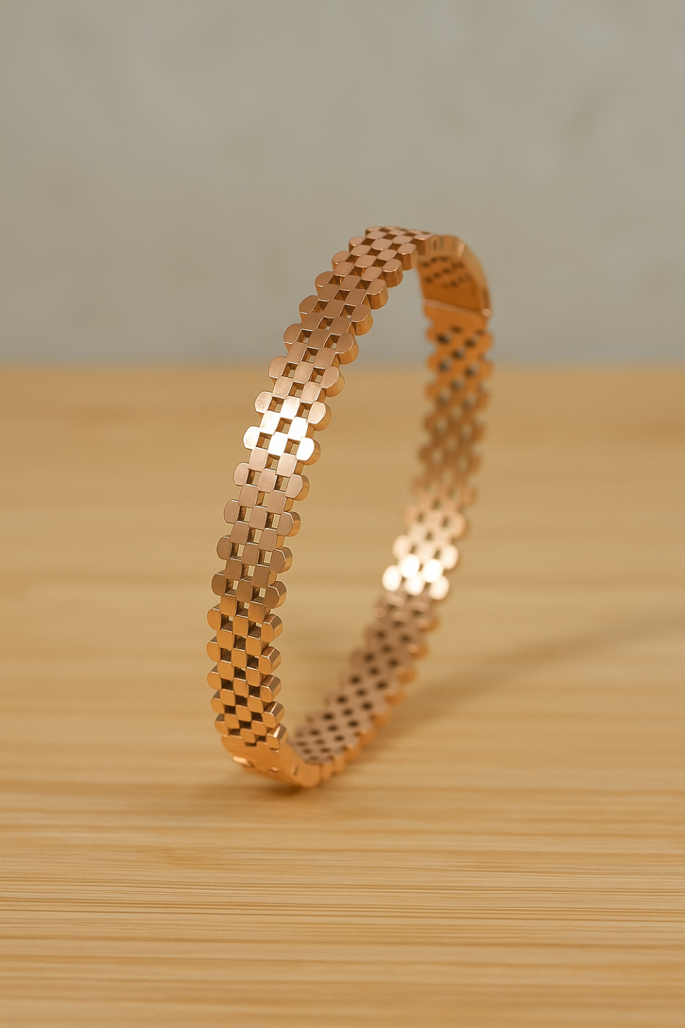 Rose Mesh Bangle (Rose Gold)