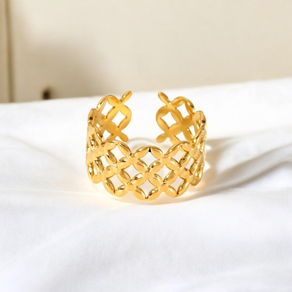 Golden Bloom Vine Ring