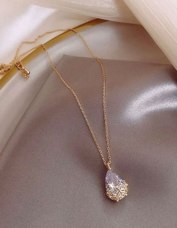 Diamond drop necklace