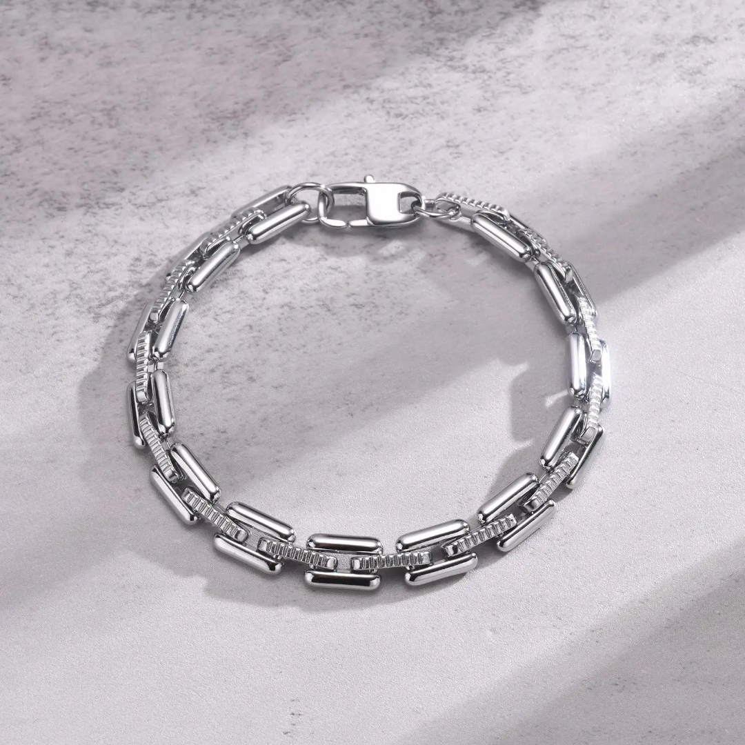 Bolt Bracelet – Rectangular link bracelet
